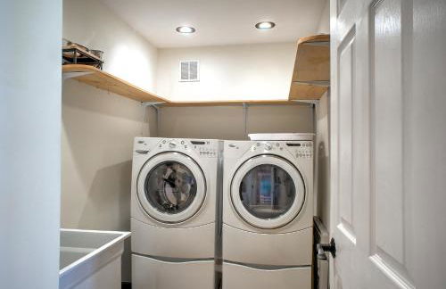 Stunning Mountain Cabin with Views and Hot Tub - Foto 28