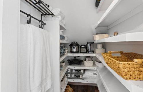 Historic 1914 Cottage, Near Downtown, UNR & Hospitals, Early Check In - Foto 17