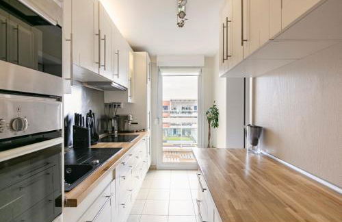 Appartement climatisé 3 étoiles T3 chic à Strasbourg avec billard et terrasse - Foto 9