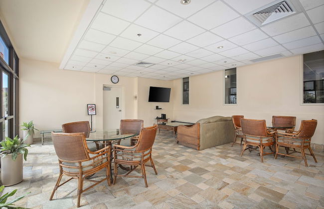 Aston Waikiki Sunset - Photo 76