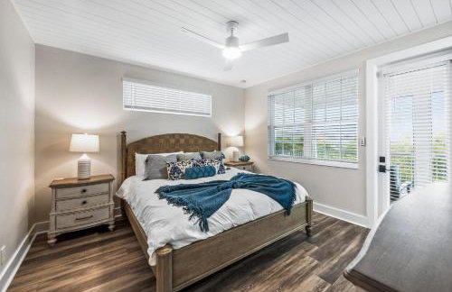 Coastal Escape at Hunter's Point - Foto 26