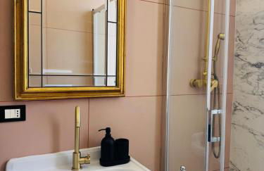 HERITAGE HOUSE City Center -ENTIRE APARTMENT- - Foto 41