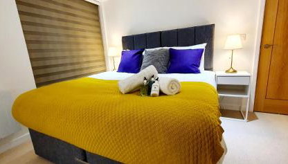 Northampton 2 Bedroom Town Centre Apartment close to University, Hospitals, Brackmills - Foto 2