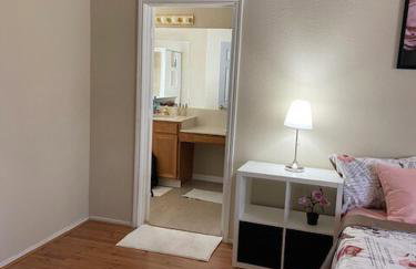 Comfy 3-Bedroom Home in Arlington - Foto 42