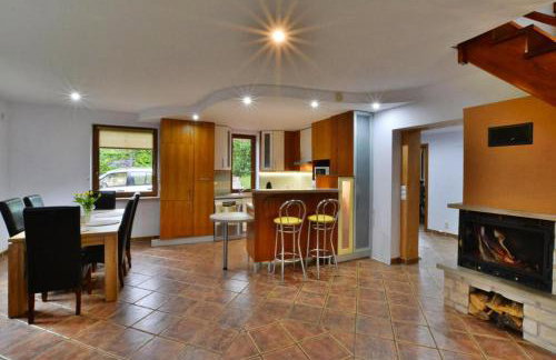 Villa in wi cianowo near Ostrowieckie Lake - Foto 6