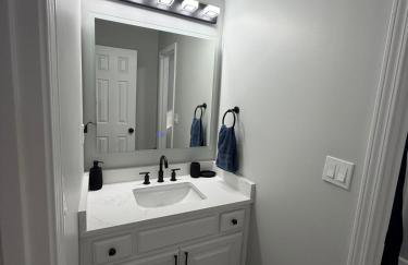 Luxury 4BR Retreat PS5 Massage Chair Renovated - Foto 25