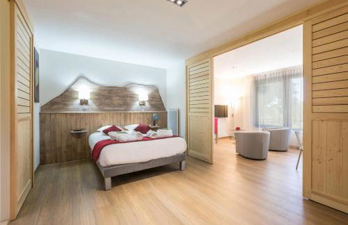 Logis Hôtel Le Relais du Bois Vialotte - Foto 31