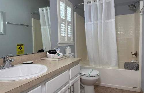 Near Disney, Private South Facing Pool, Star Wars Arcade Theater, 3 King Beds - Photo 14