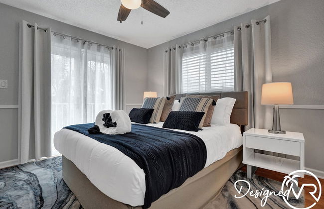 Modern Chic 7-BR with Pool & Gameroom - Foto 7