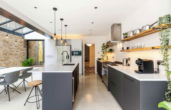 Spacious and Charming Brixton Home - Foto 8