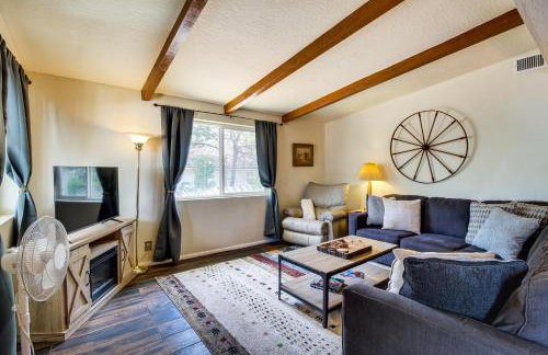 Furnished Porch and Gas Grill Lakeside Cottage Stay - Foto 3