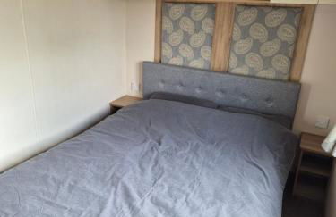 Riverside Caravan Hire, Haven Kent Coast - Photo 12