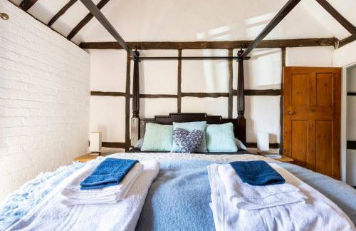 Beautiful 17th Century Cottage - Photo 8