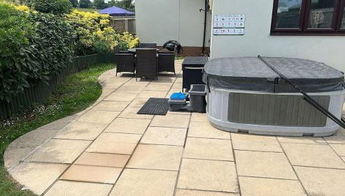 New Farm Cottage, hot tub, 3 bed, sleeps 6, private garden, entire home - Foto 3