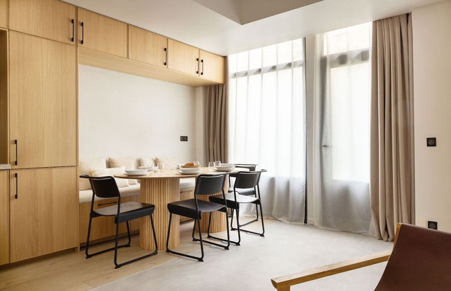 Elegance & Comfort With A/C in the Heart of 11th - Photo 19