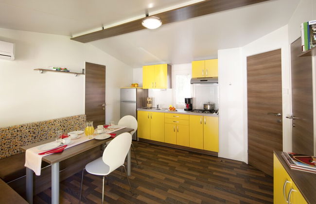 Mobile homes - Photo 10