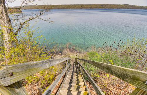 < 1 Mi to State Park: Trumansburg Cottage w/ Deck! - Foto 22