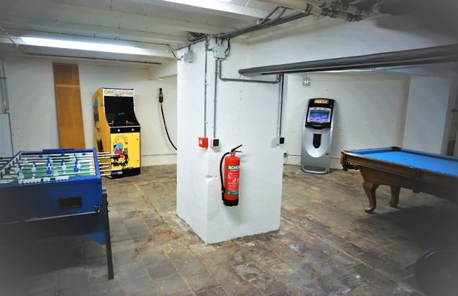 Holiday Home in Vlissingen With Garden - Photo 29