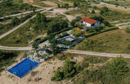 Apartment Ljubica with pool - Photo 22