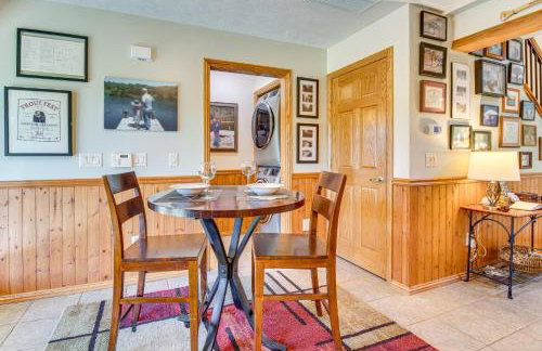 TroutFest Riverfront Norfork Home, Great Fishing - Foto 9