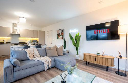 Central Wembley Stadium Luxe Stay with Pool Table - Foto 49