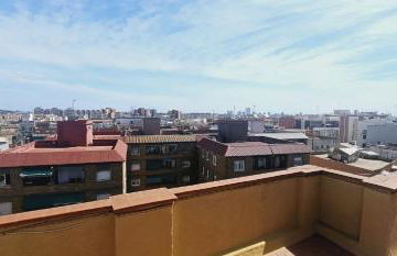 Premium refurbished apartment in Barcelona city center - Photo 34