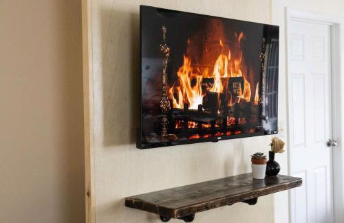 Private Classy 2nd Flr 3 Bed Apt Near Downtown - Foto 2