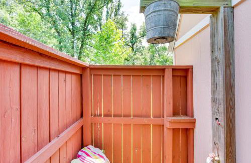 Lake Holbrook Waterfront Vacation Rental w/ Dock! - Foto 23