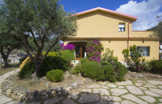 Agriturismo Sa Rocca - Foto 1