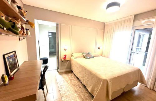 Casa Luxo com piscina a 500 metros da praia - Foto 4