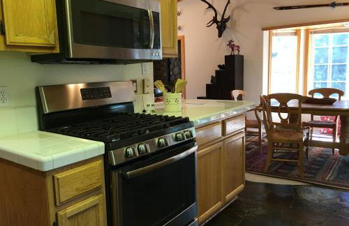 Kingswood Estate Cabin Retreat - Foto 10