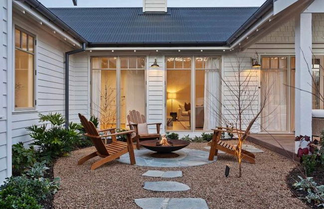 Muskoka Luxe Retreat With Pool Spa Fire Pit - Photo 40