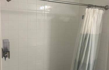 Beautiful Apartment Near Disney - Photo 75