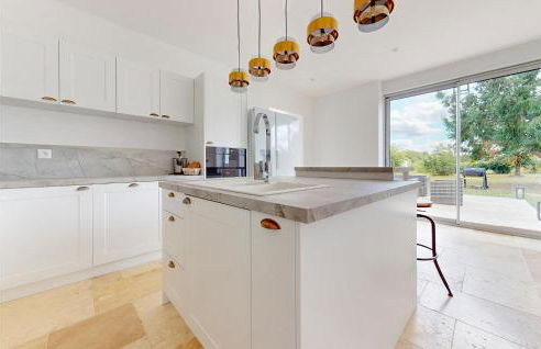 Amazing Home In La Vernelle - Photo 6