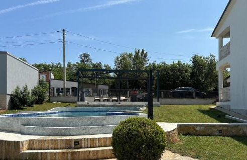 Stunning Home In Porec - Photo 11