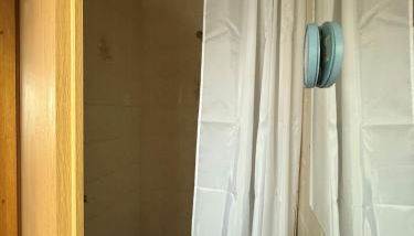 1 Bedroom with small bath - Perfect for long distance travel stop - Foto 2