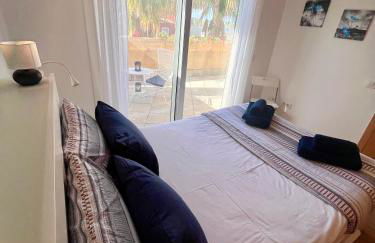 GATU Villa Atardecer en la playa de las Redes " Preferente mayores de 21 años y familias " - Foto 35