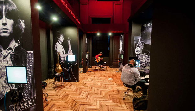 Una de las salas del British Music Experience