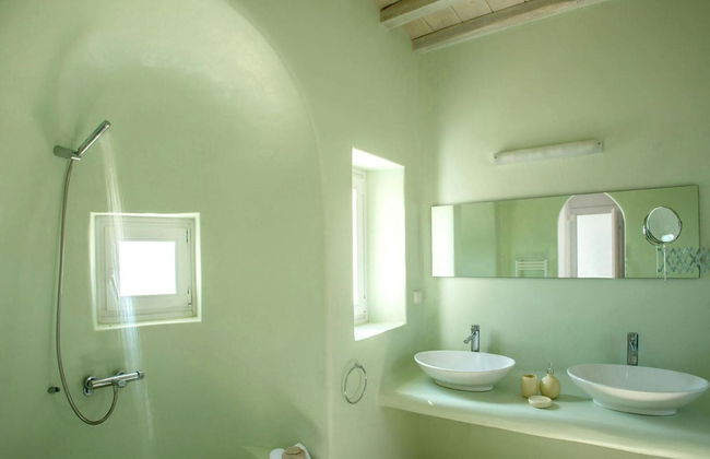 Elegant Villa With View - Foto 17