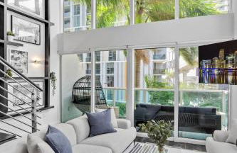 Urban Oasis 2BR Loft Residence in Brickell - Foto 10
