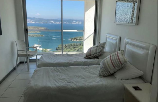 2 Bed Penthouse Apartment With Stunning Sea View - Photo 8