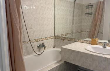 Bright T2 Workspace & WiFi Fiber, 5 min to Sophia Antipolis, 10 to Antibes - Foto 33