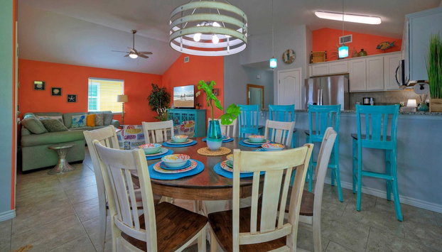 Laid Back Lime by AvantStay | Near Beach w/ Pool, Complimentary Pool Warmer - Foto 3, Interior