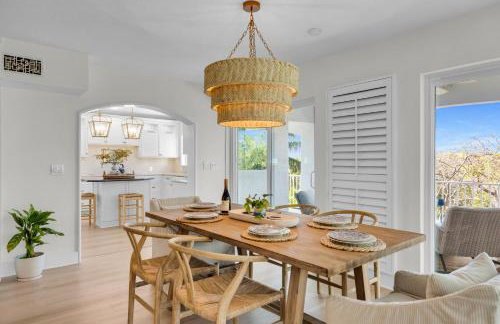 NEW LISTING! Reel Joy Waterfront Luxe with Pool and Private Dock home - Foto 9