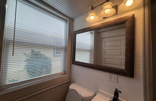 Downtown, 5-bed, 3-bath, 3-level - Foto 3