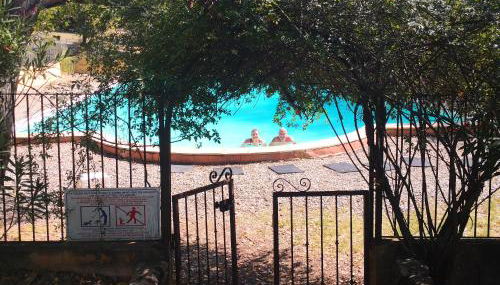 GÎTE DE L 'OCRE NICE VIEW - Foto 5