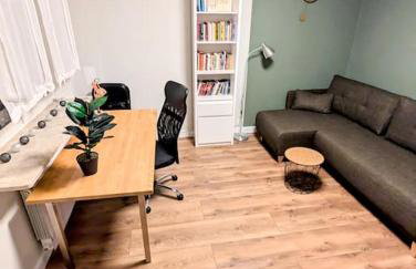 Cozy 2rm Apartment with 2xWorkspace - Foto 1