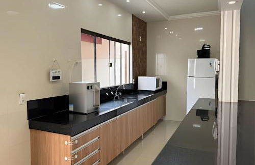 Espaçosa casa próxima ao Centro - Foto 53