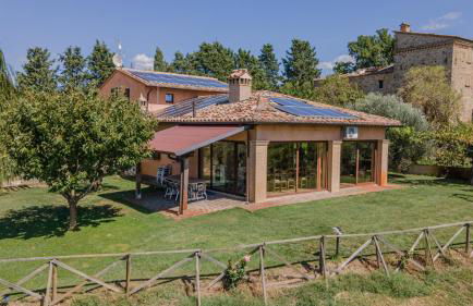 Villa San Lorenzo - Hilltop Villa With Private Pool, Jacuzzi & AirCO - Photo 31
