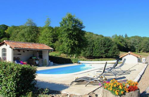 Cottage in Dordogne with Accessible Terrace - Foto 7